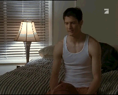 Lucas im Dunkeln. Er bricht auf, vermutlich in die Sonne.