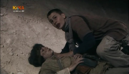 Kai wird von Christian gerettet.